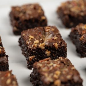 Chocolate Brownies, Caramel & Pecans (CONTAINS NUTS) - SOLD BY 6